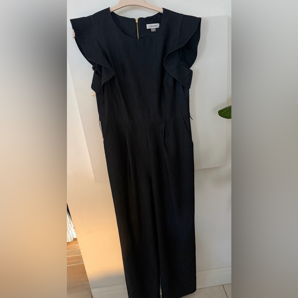 Super cute lightweight jean Jumpsuit